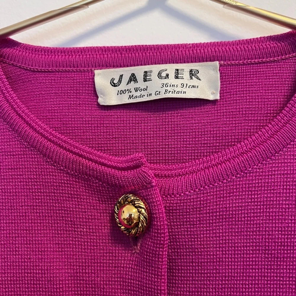 Jaegar vintage wool sweater round neck cardigan pink jacket gold buttons - Picture 5 of 12